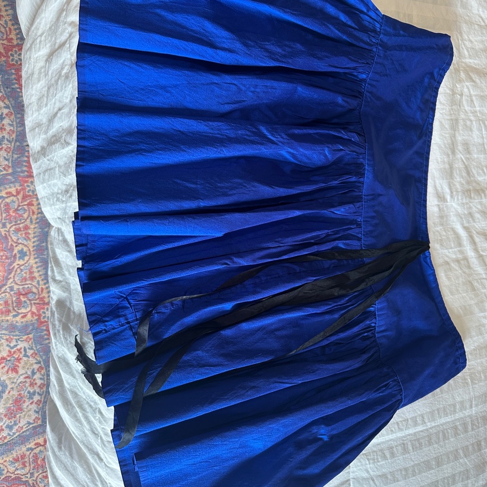 Elegant Blue Mini Bubble Skirt with Pleated Tie Front